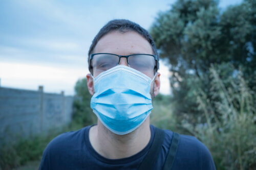 How to Keep Safety Glasses from Fogging Up in Hot Weather